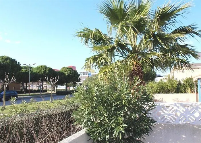 Willa Pavillon Dans Avec Piscine Grazel Ga090-056