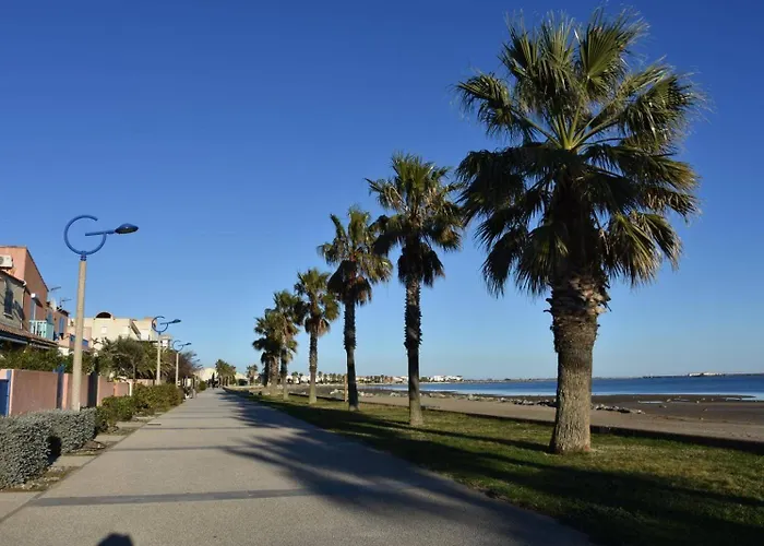 Pavillon Dans Avec Piscine Grazel Ga090-056 Gruissan